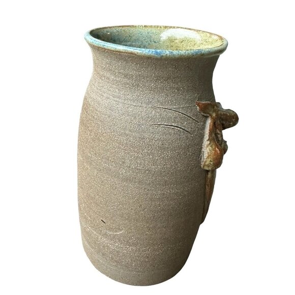 VTG Vase 4.75" Stoneware Pottery Seed Pod Leaves Motif Multicolor Texture Signed - Picture 5 of 11